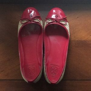 Tory Burch Catherine Raffia Red Flat size 8 EUC